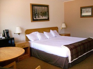 King Motel Room