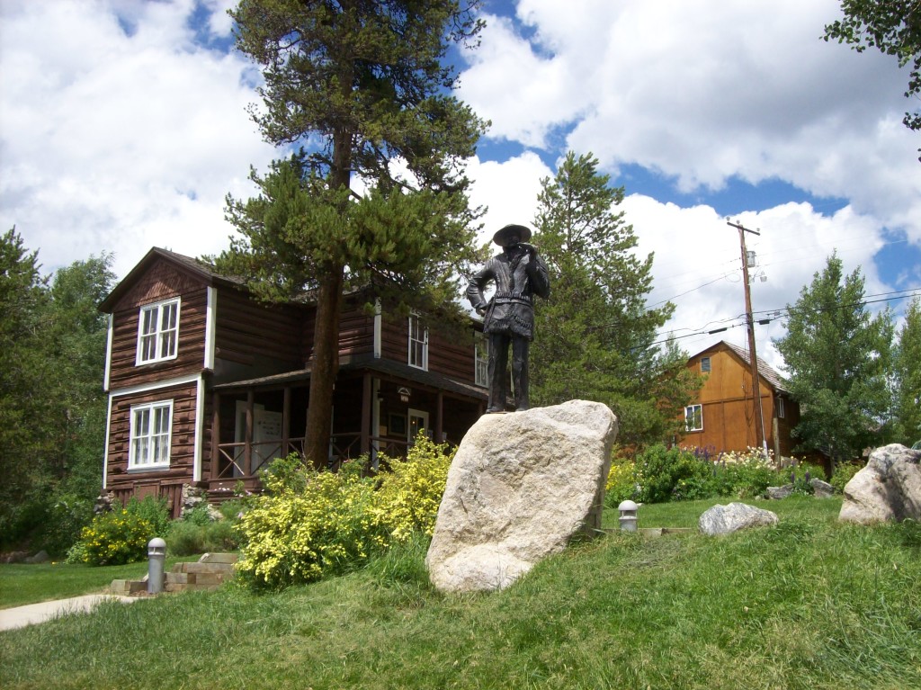 Kauffman House Museum and Alexander Phimister Proctor Statue