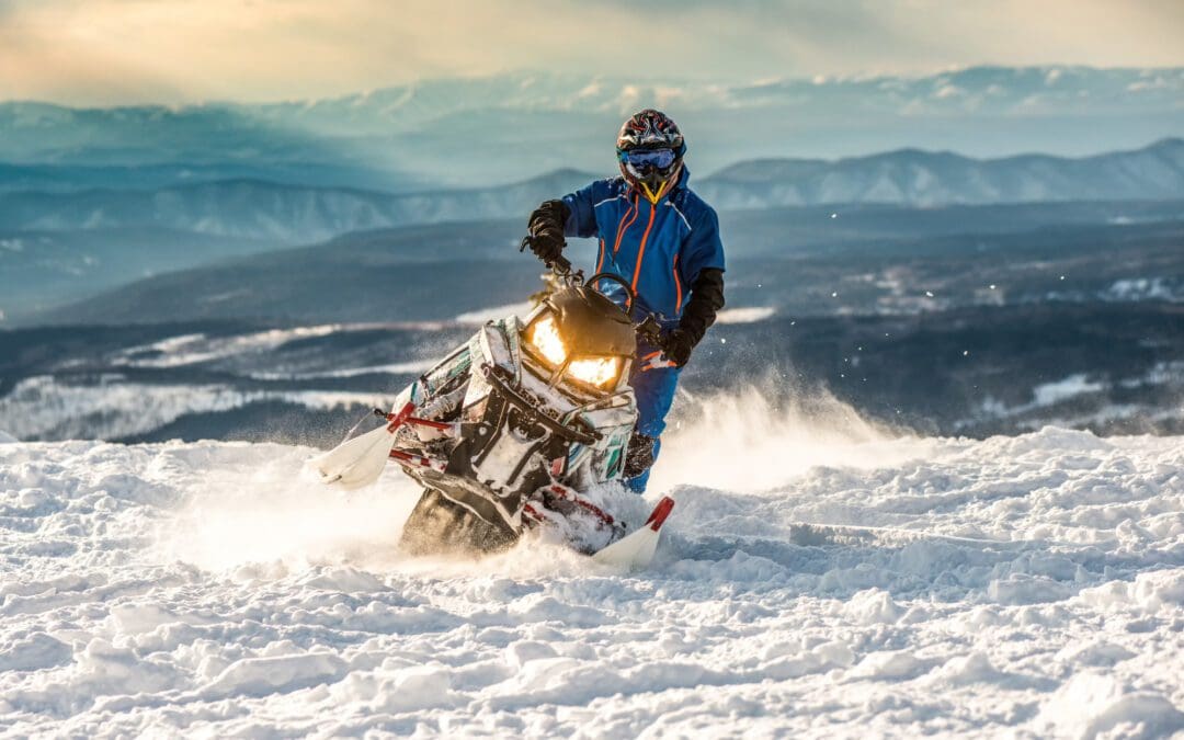 4 Snowmobiling Tips for Your Grand Lake, CO Winter Vacation